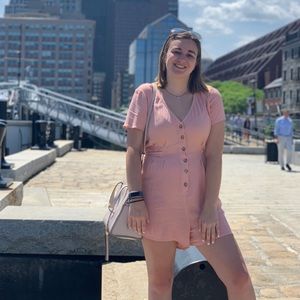 Meet your Posher, Samantha